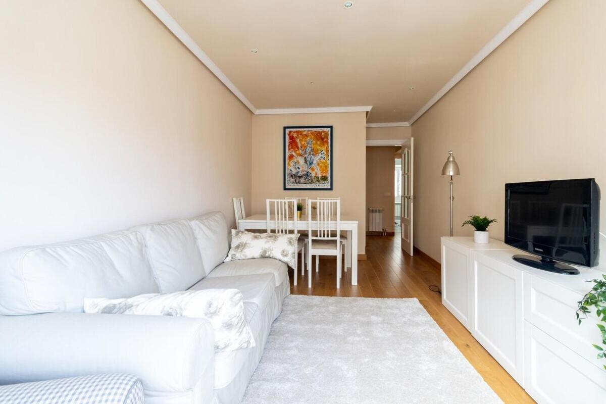 شقة Apartamento Centro Gijon Con Parking المظهر الخارجي الصورة