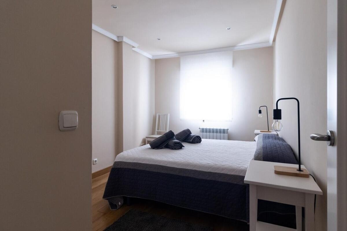 شقة Apartamento Centro Gijon Con Parking المظهر الخارجي الصورة