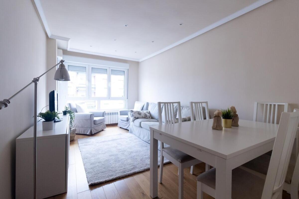 شقة Apartamento Centro Gijon Con Parking المظهر الخارجي الصورة
